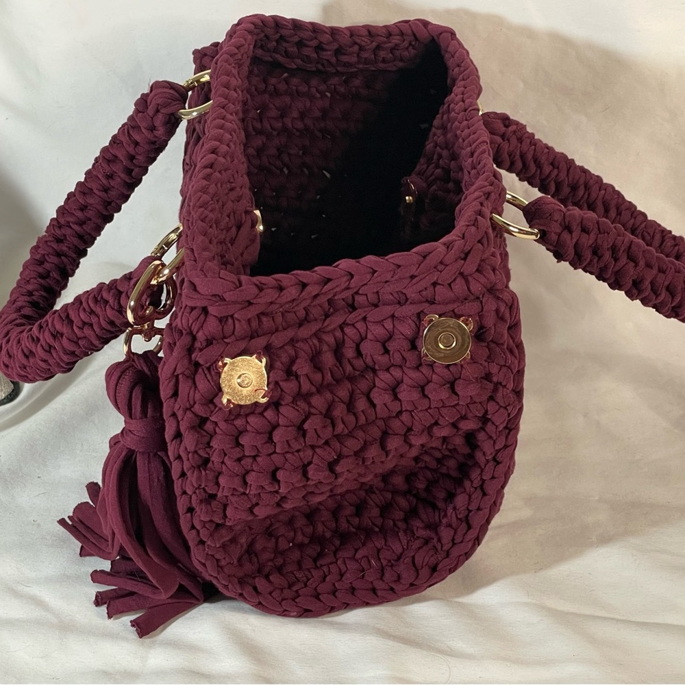 Handmade honeycomb pattern handbag - Picture 9 of 11